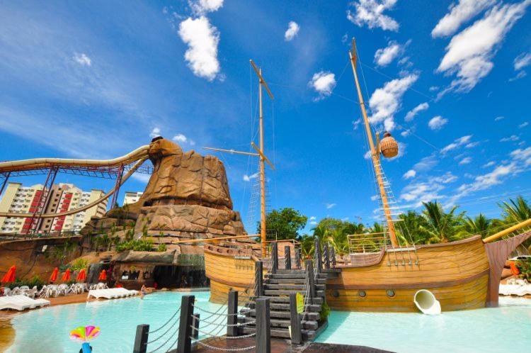 Hotel Piazza Diroma Acqua Park Caldas Novas Zewnętrze zdjęcie